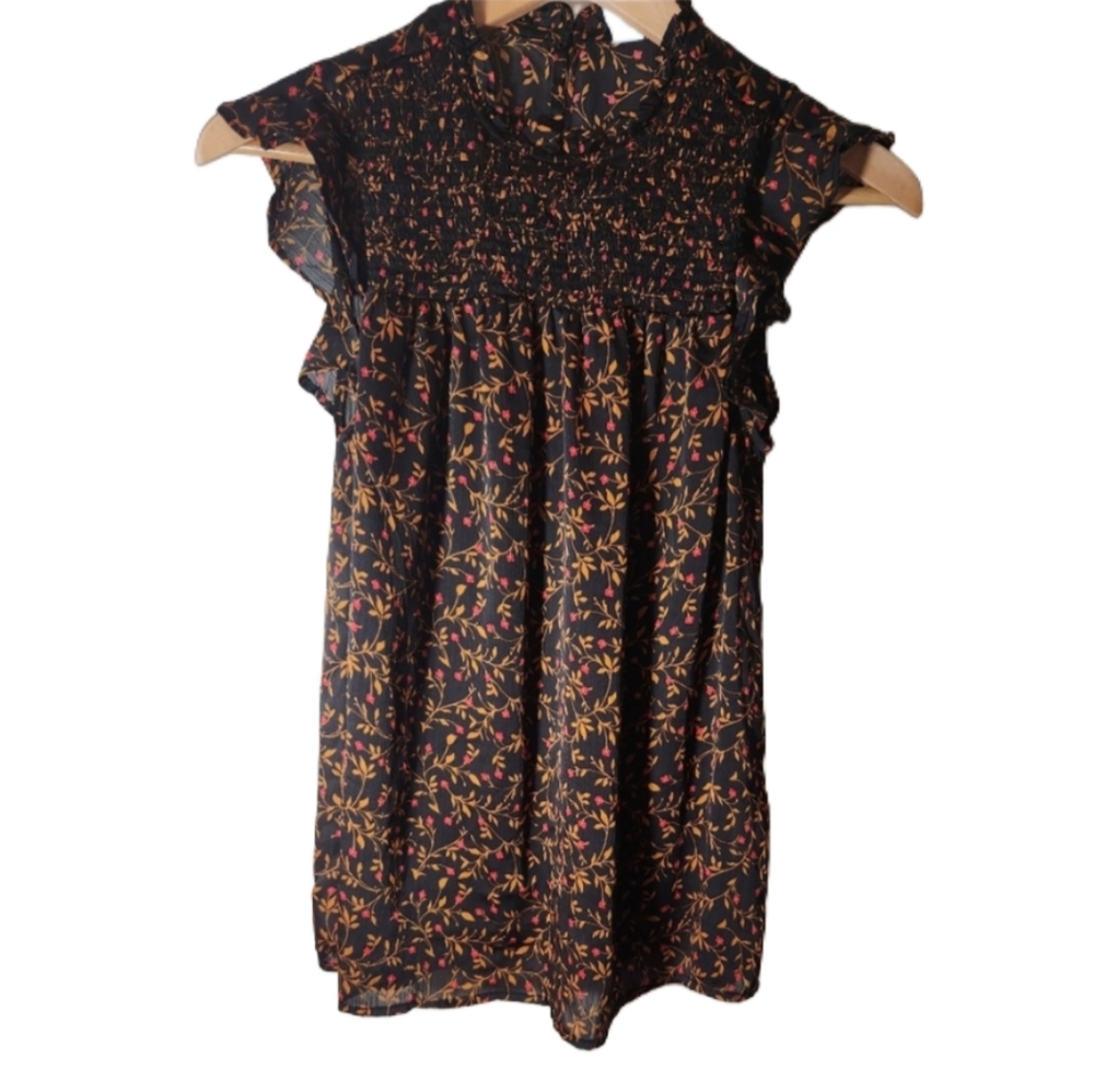 Old Navy Silky Small Ruffle Blouse Gold And Pink Floral‎ Pattern